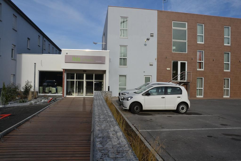 Ibis Styles La Louviere Hotel Exterior photo